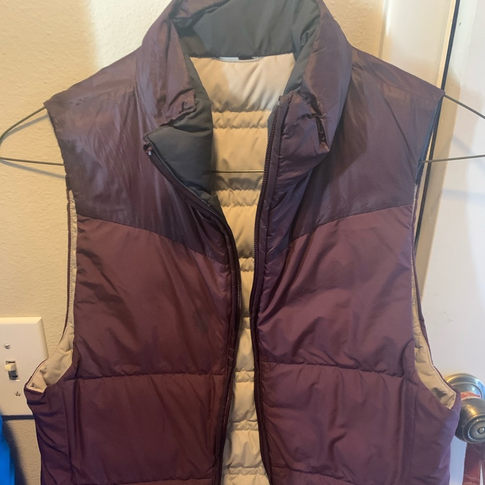 Lululemon reversible vest